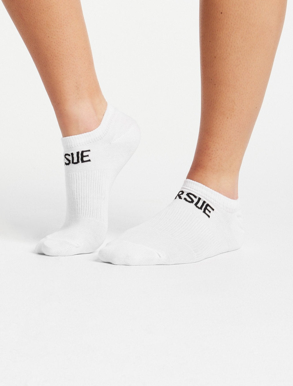 products/accessories-trainer-socks-white-unisex.jpg