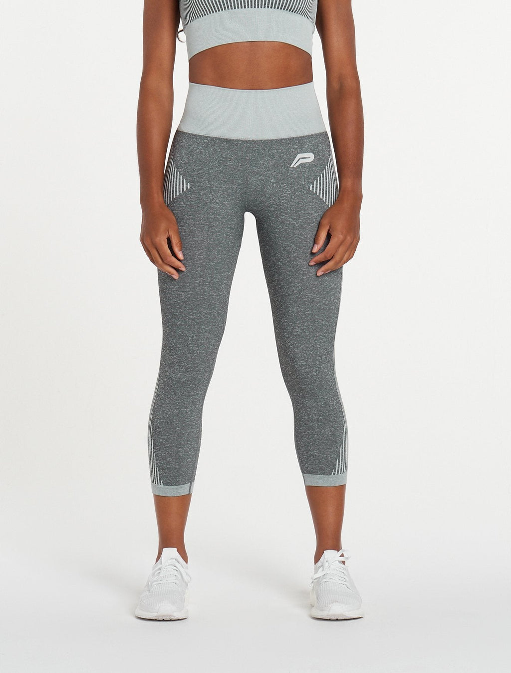 products/womens-adapt-seamless-34-leggings-light-grey.jpg