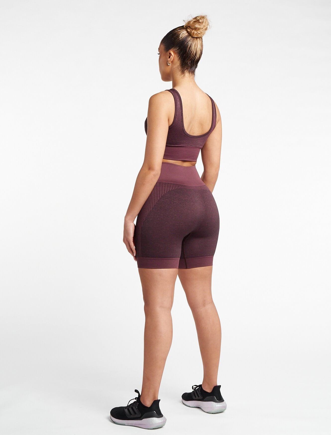 ADAPT Seamless Shorts / Black Cherry-Shorts-Womens