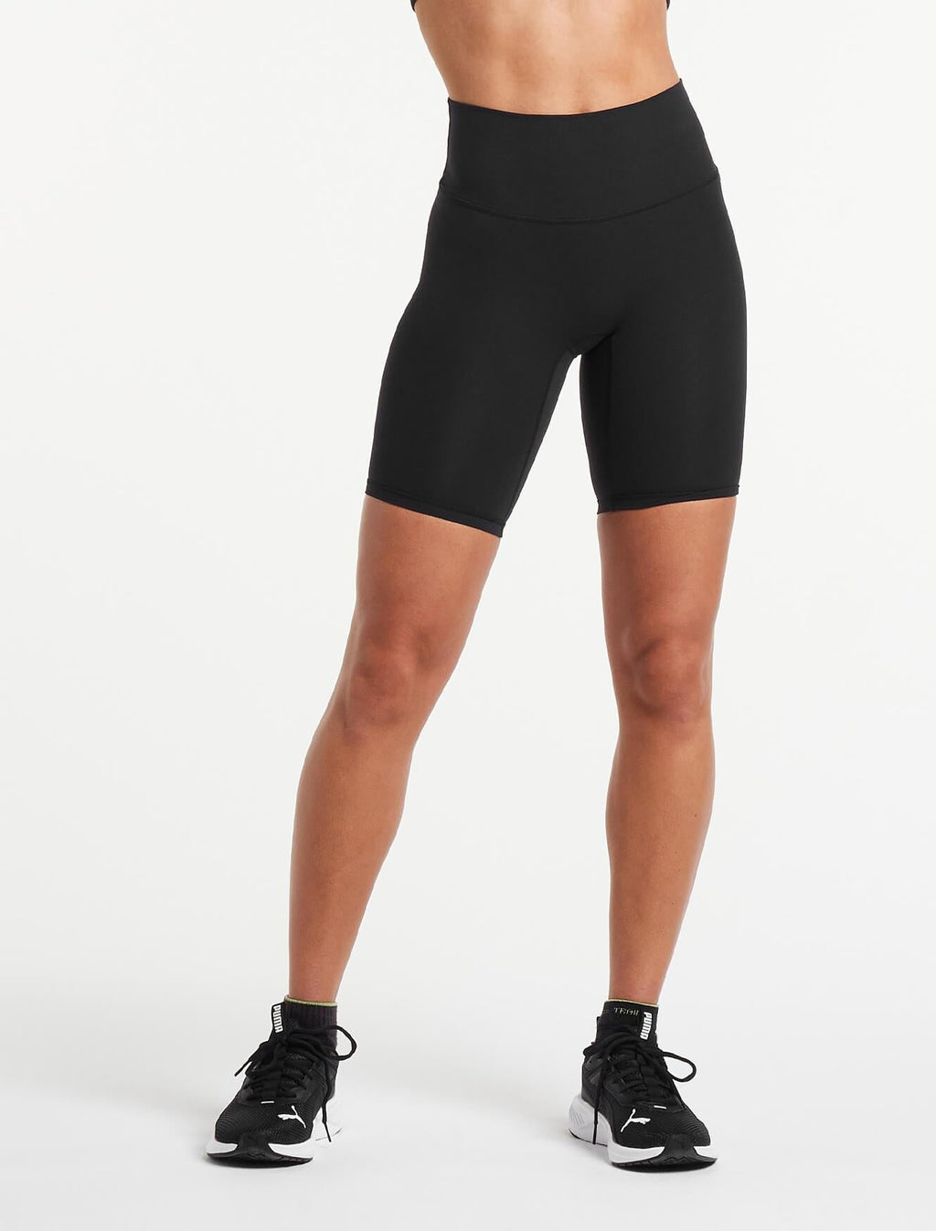 products/womens-pace-biker-shorts-black.jpg